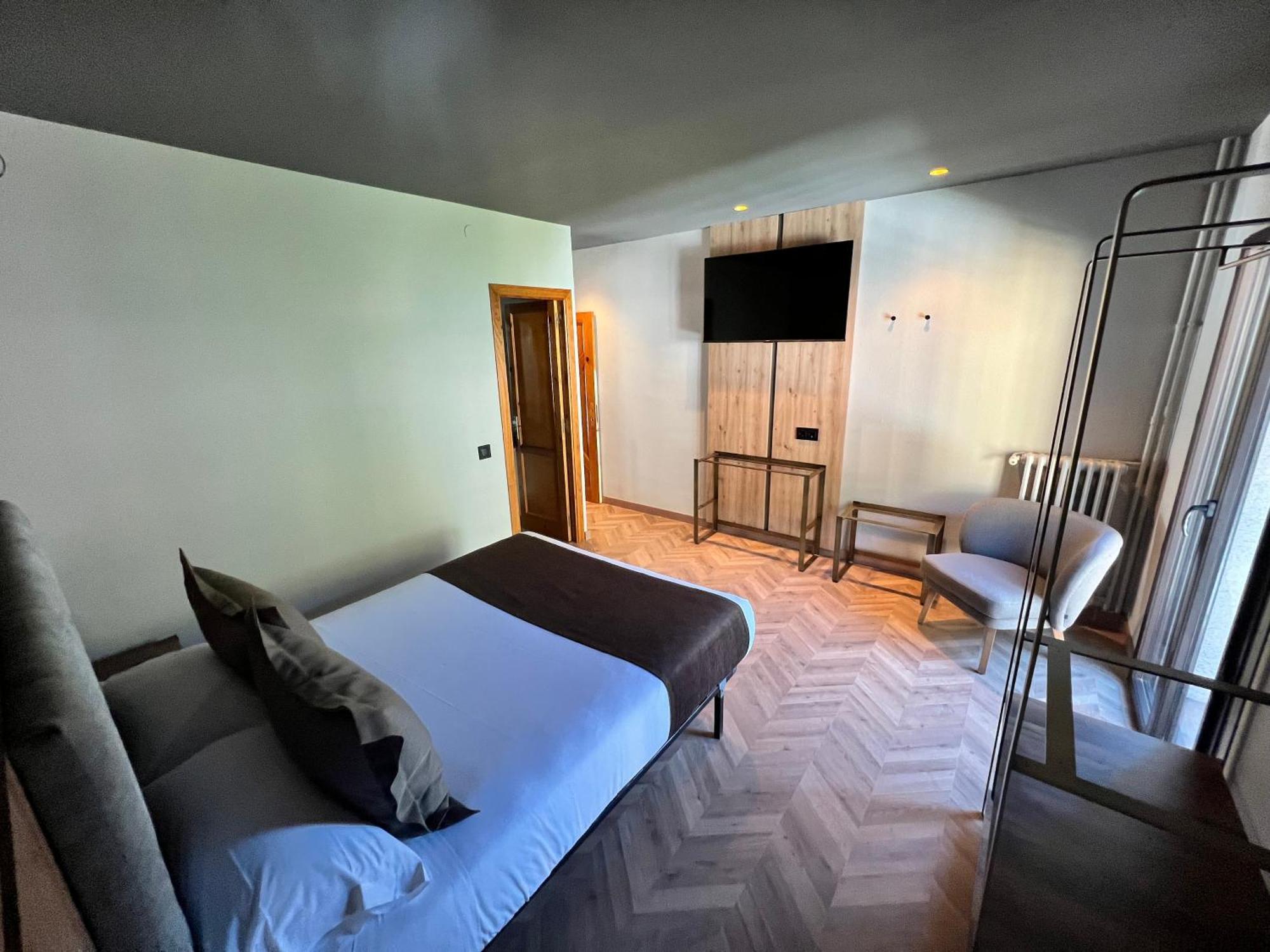 Hotel Paris Encamp Exterior foto