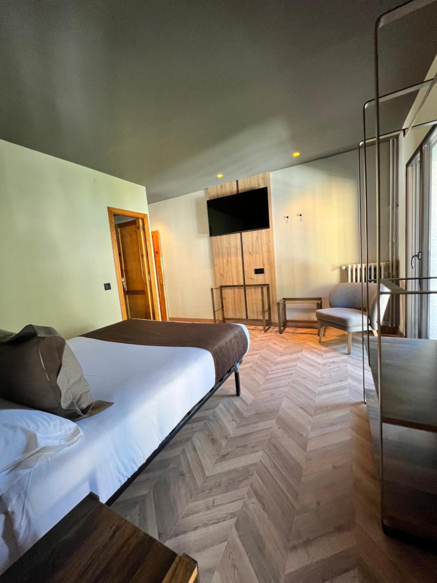 Hotel Paris Encamp Exterior foto